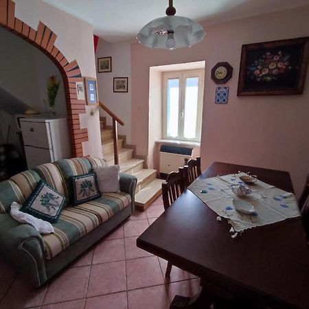 Casa Vacanza Nonna Maria Calvi dell' Umbria Екстер'єр фото
